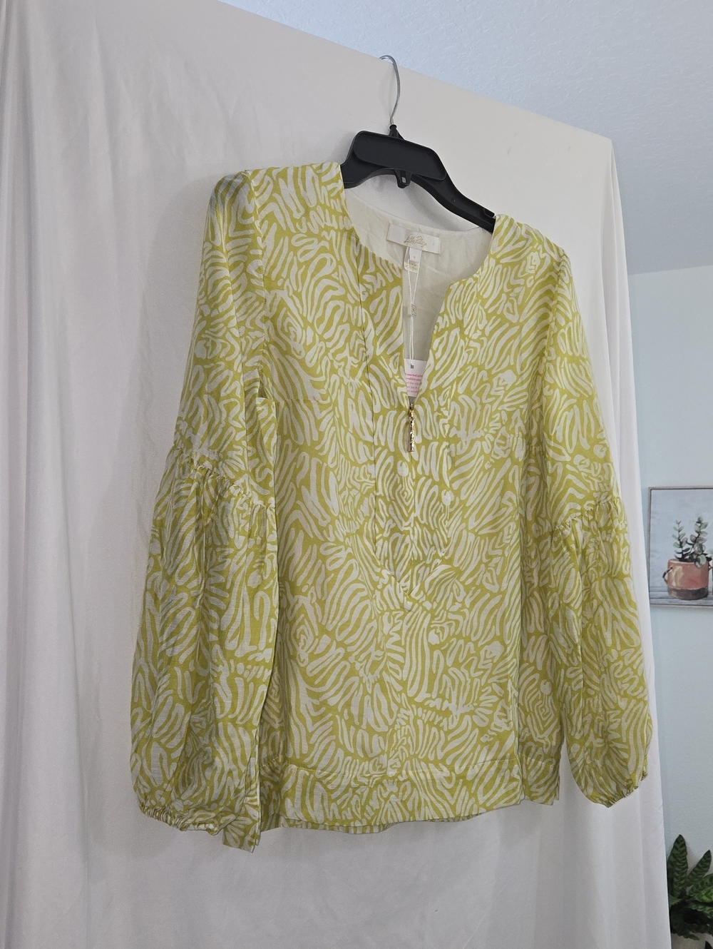 Lilly Pulitzer Lime Green & White Patterned Long Sleeve Blouse